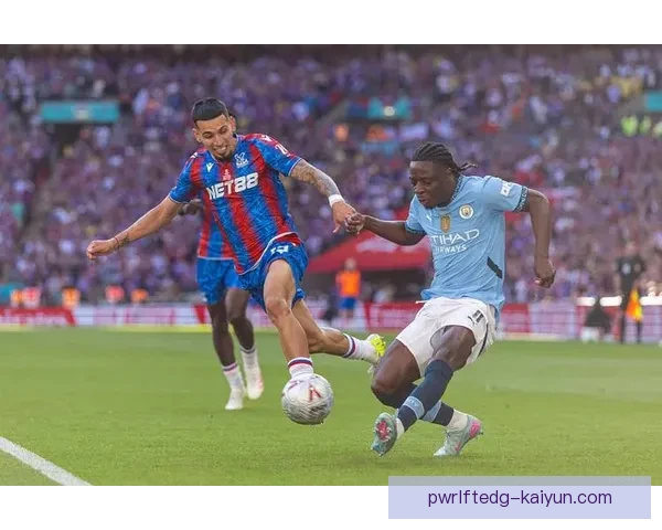 埃弗顿战术创新方向展现出持续提升的竞争力与灵活调整能力